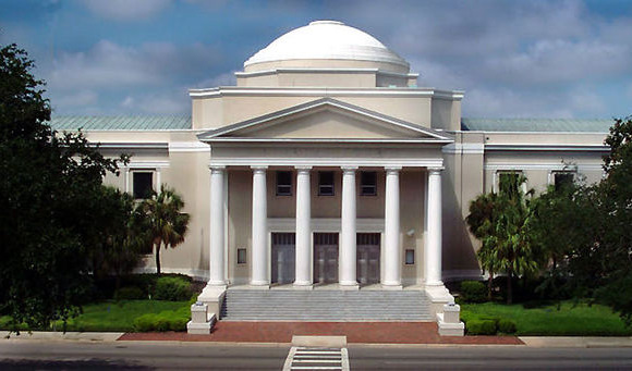 Picture of Florida Supreme Court belongs here!