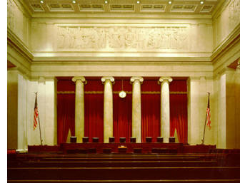 Photo SCOTUS courtroom belongs here!